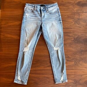 Buckle Black No 256 Boyfriend Skinny Jean | Size 29 | Medium wash